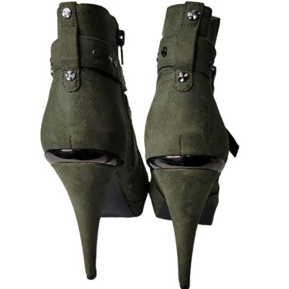 GBG GUESS Green stiletto platform boots Deeka Siz… - image 5