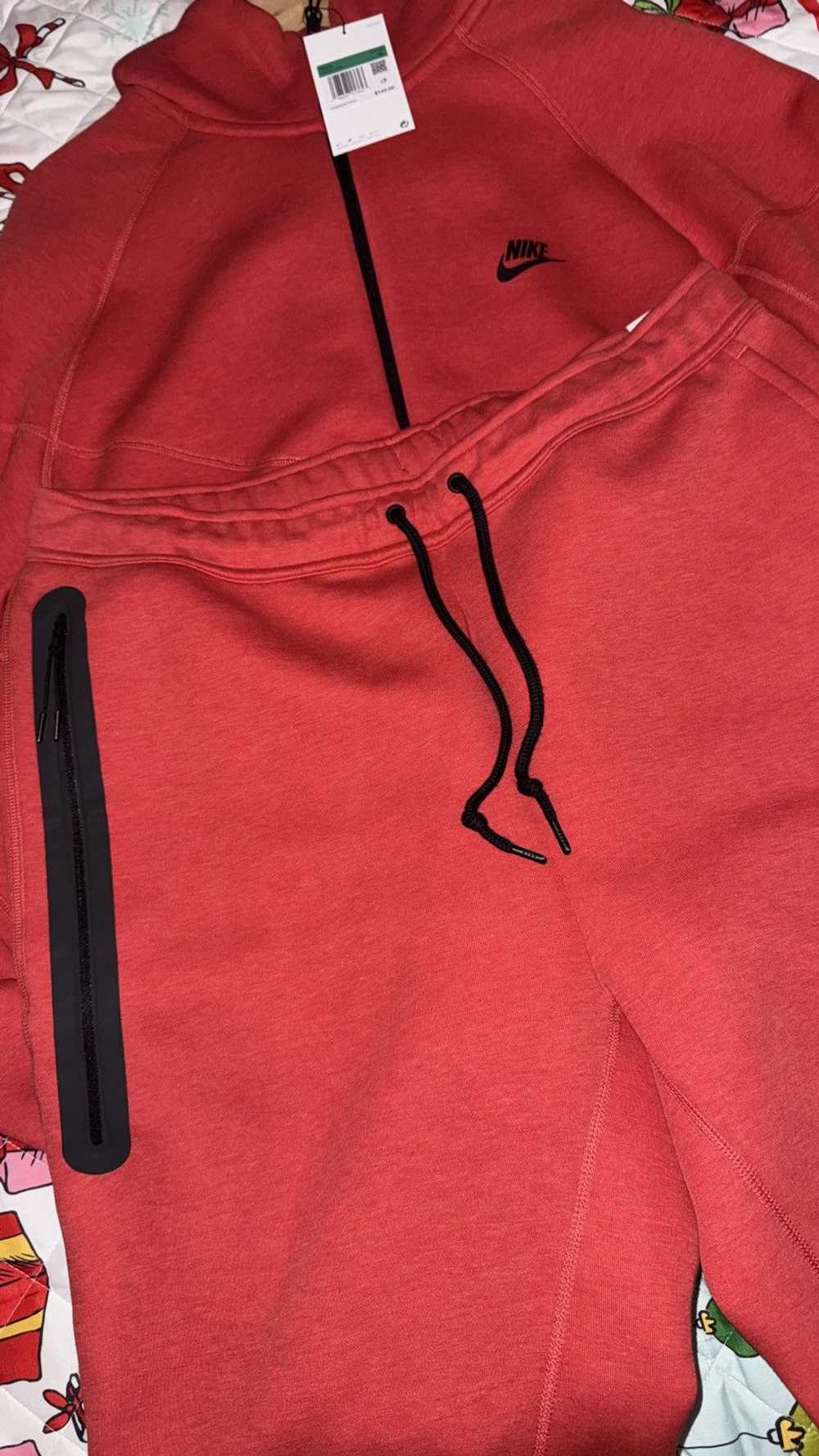 Nike Nike Tech Hoodie & Pants - image 1