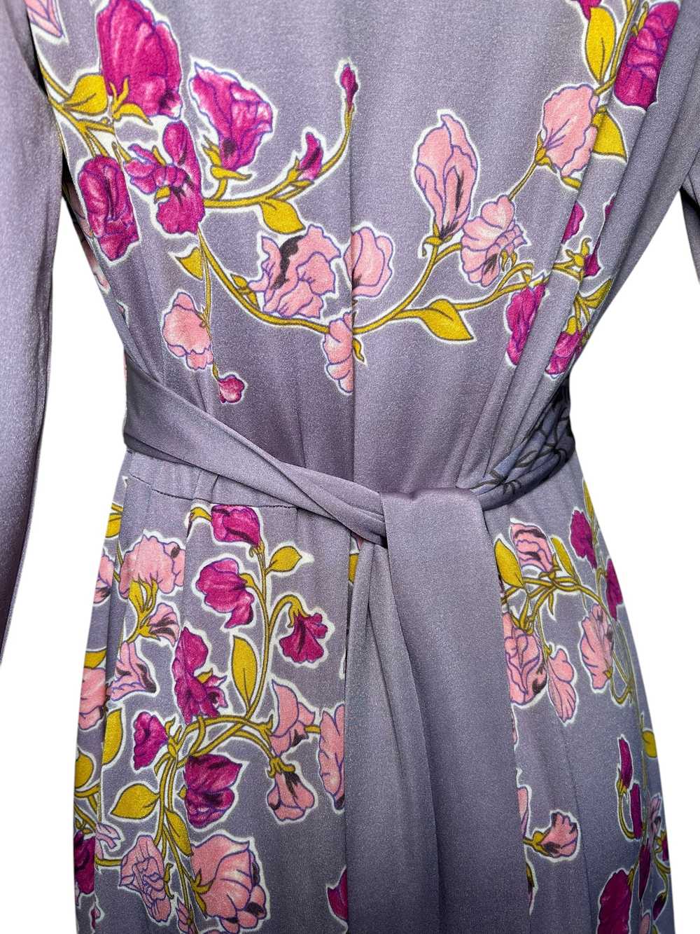 Mac Tac 1970s Lavender Floral Knit Tie Dress - image 5