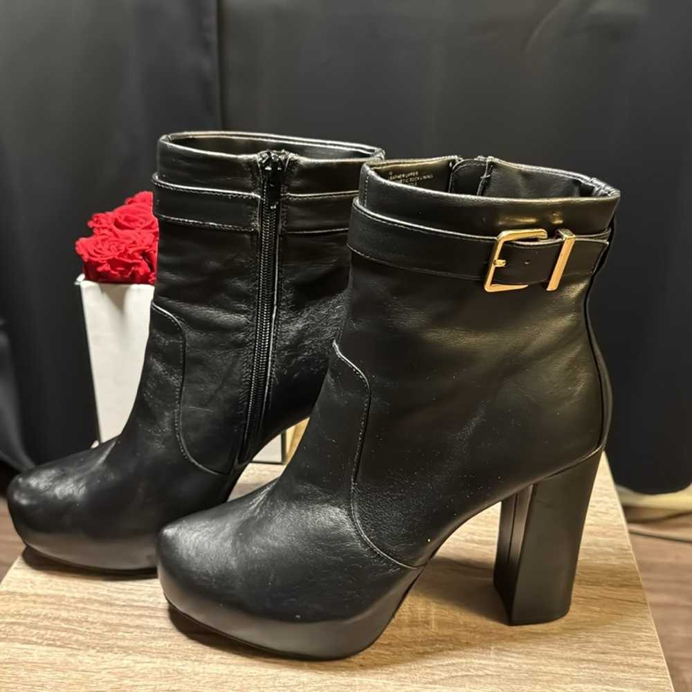 Beautiful Express Leather Boots - image 1