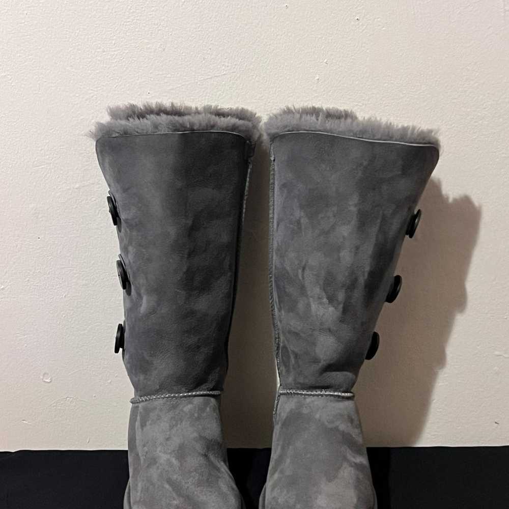 UGG Bailey Button Triplet Boot, Gray, Size 9 Women - image 1