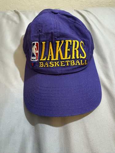 Champion Vintage LA Lakers NBA champion hat