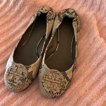 Tory Burch Reva flat snake skin 8.5