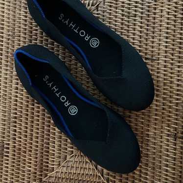 Rothys Round Toe Flats - size 8.5