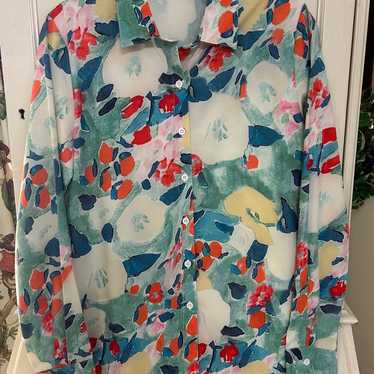 NWOT  ladies floral blouse  size small - image 1