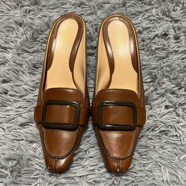 Cole Haan Closed Toe Kitten Heel Size 7.5