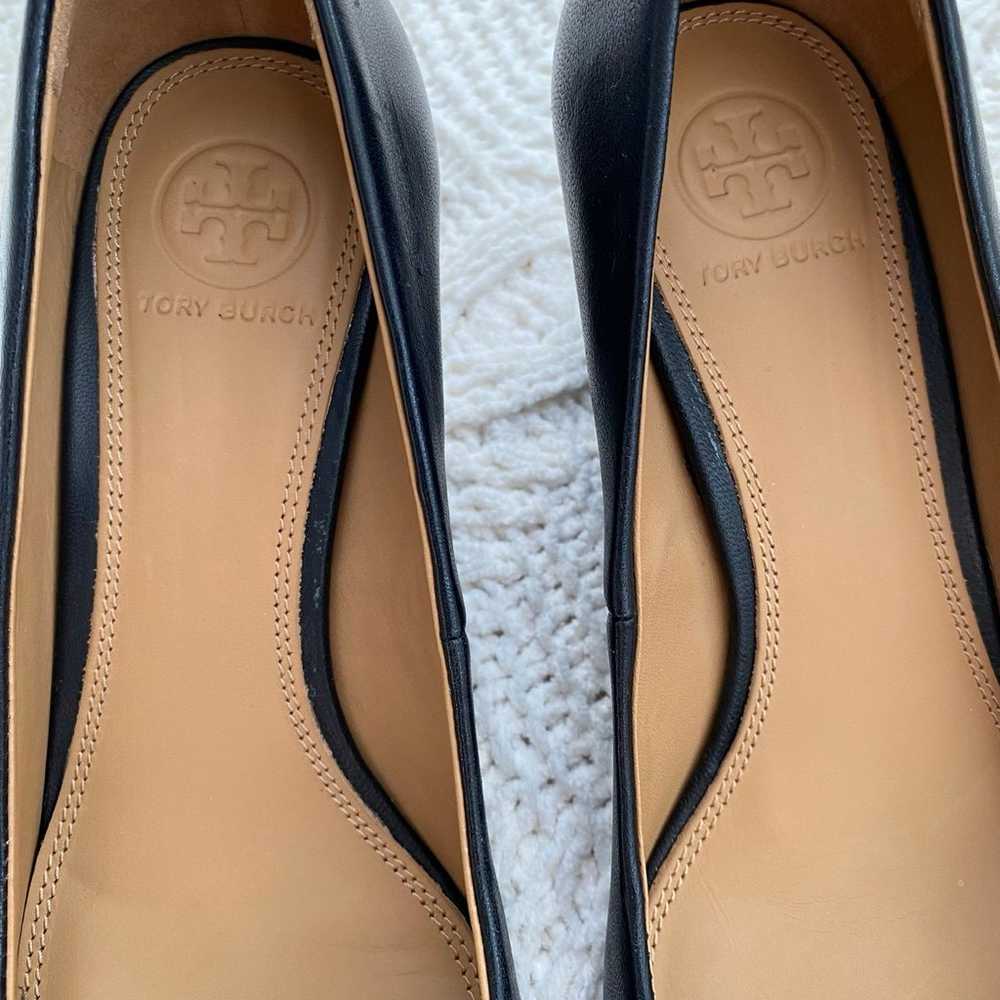 New Tory Burch Black Leather Gold Logo Sally Wedg… - image 6