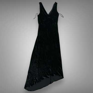 Vintage express Black velvet midi dress with V-nec