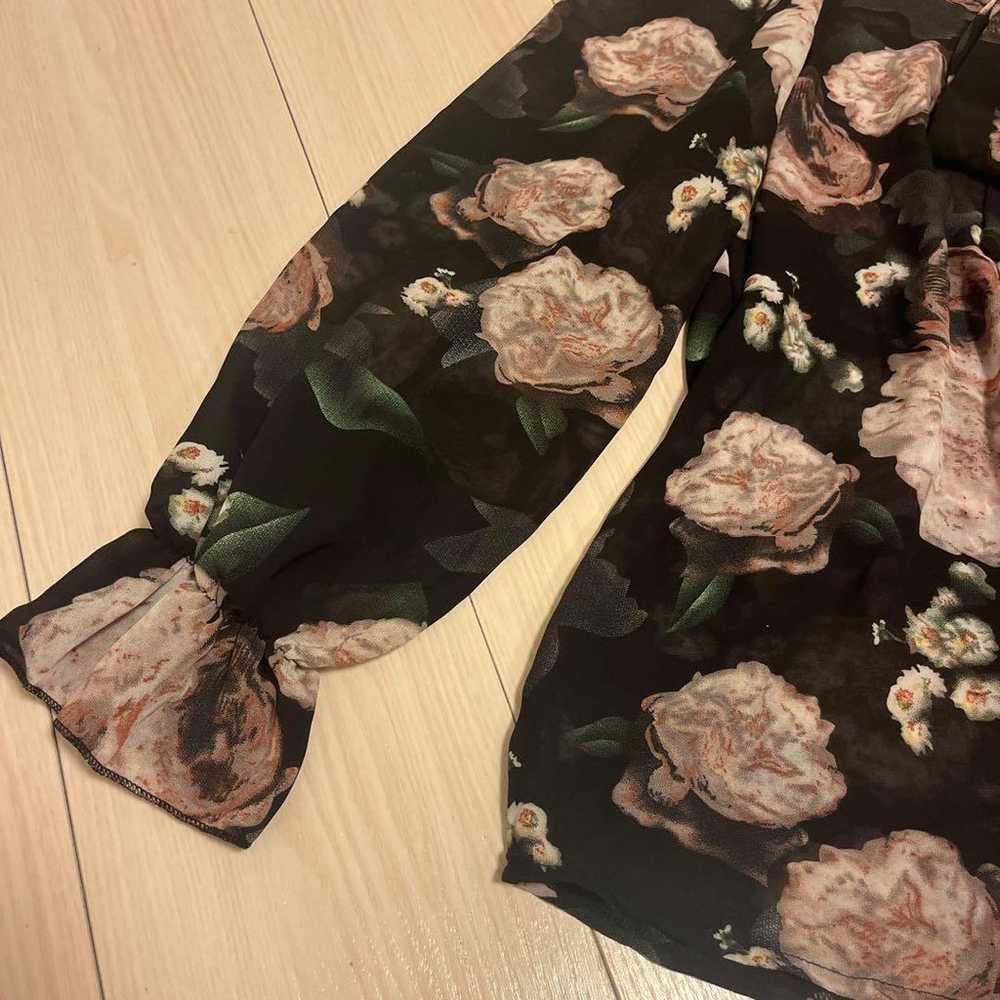 [Shein] Large Floral Blouse with Front Ribbon M, … - image 4