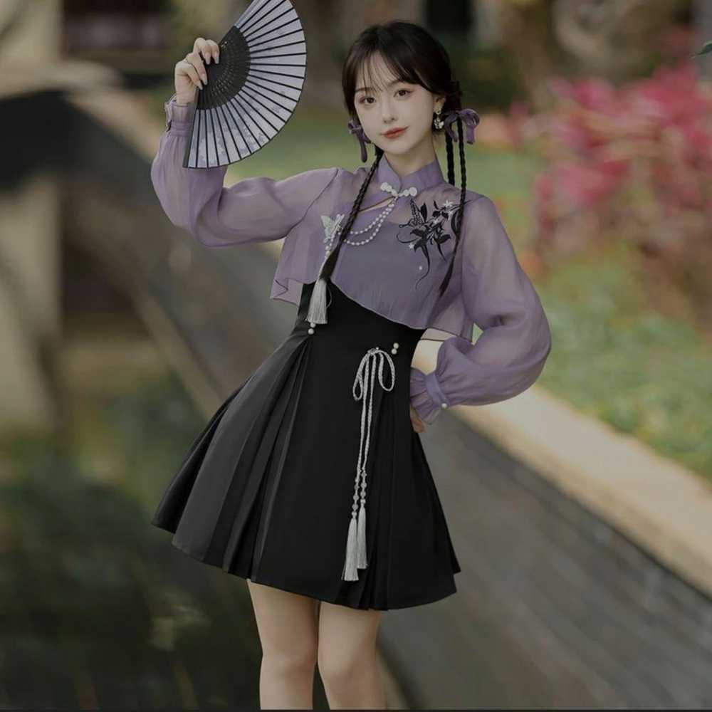 Purple and black cheongsam dress with a flared sk… - image 1