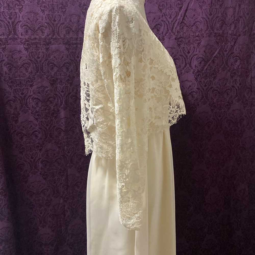 Vintage cream empire waist wedding dress - image 5