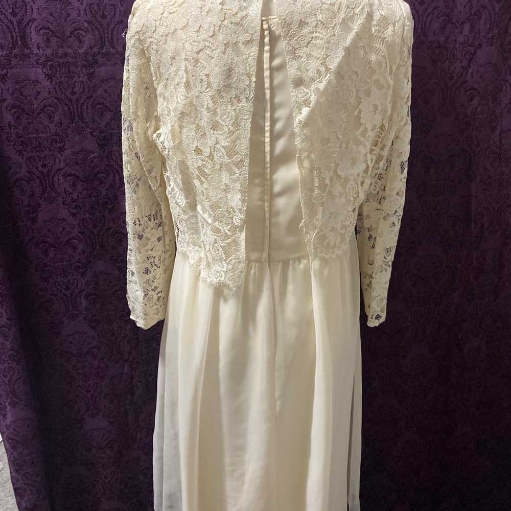 Vintage cream empire waist wedding dress - image 6