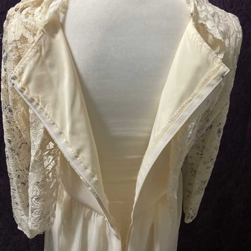 Vintage cream empire waist wedding dress - image 7