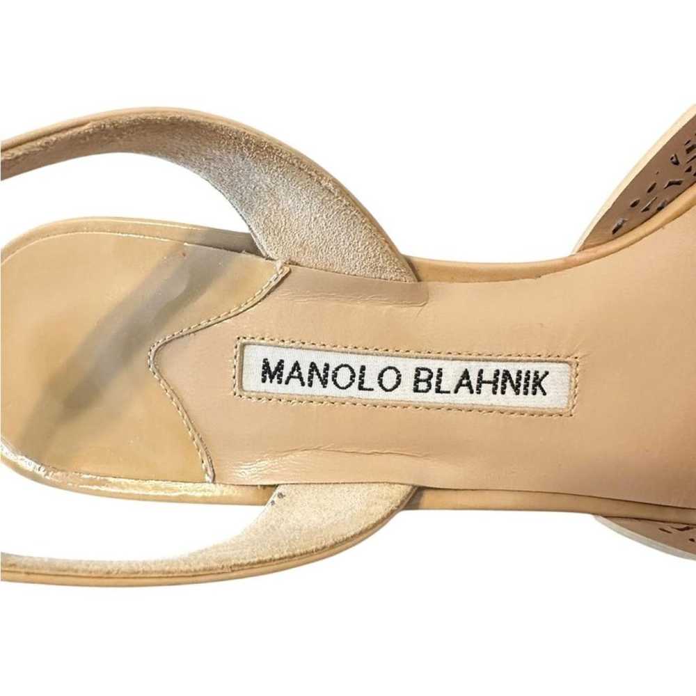 Manolo Blahnik Patent leather heels - image 7