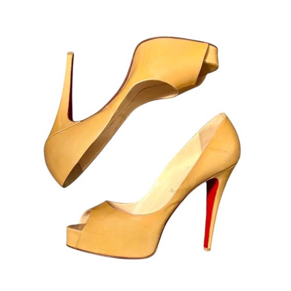 Christian Louboutin Very Privé patent leather hee… - image 5