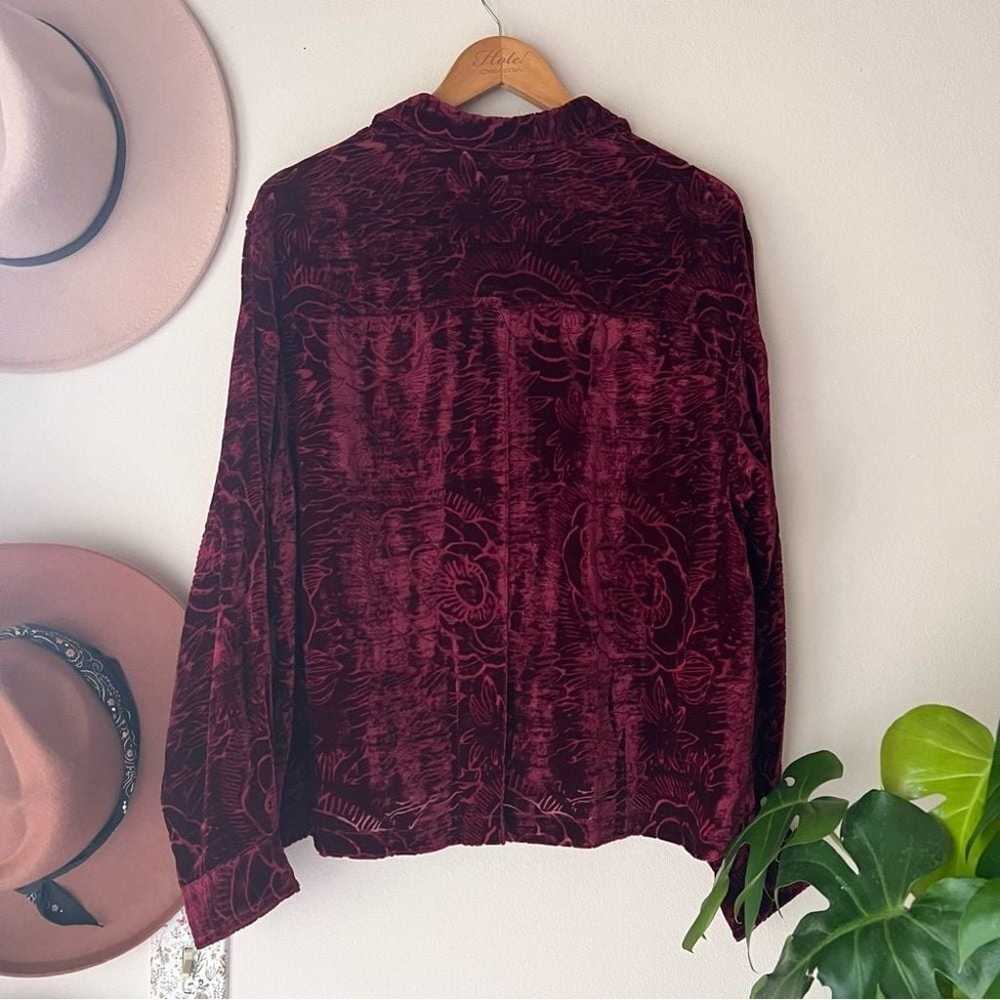 Vintage CHICOS silk crushed Velvet button down to… - image 2