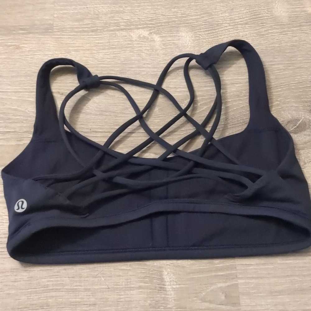 Lululemon Lululemon free to be bra size 6 - image 6