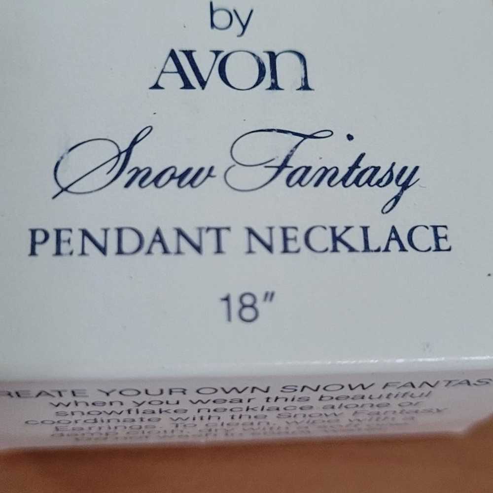 Avon Vintage Goldtone Necklace 1980 Snow Fantasy - image 4