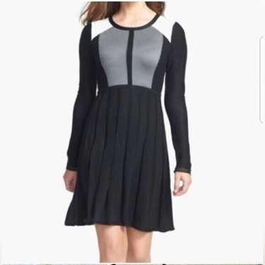 VINCE CAMUTO Black Gray Cream Sweater Dress - Size