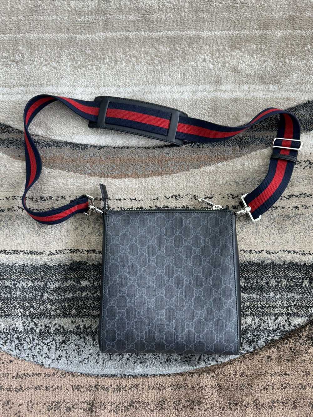 Gucci GG SUPREME MESSENGER BAG BLACK - image 9