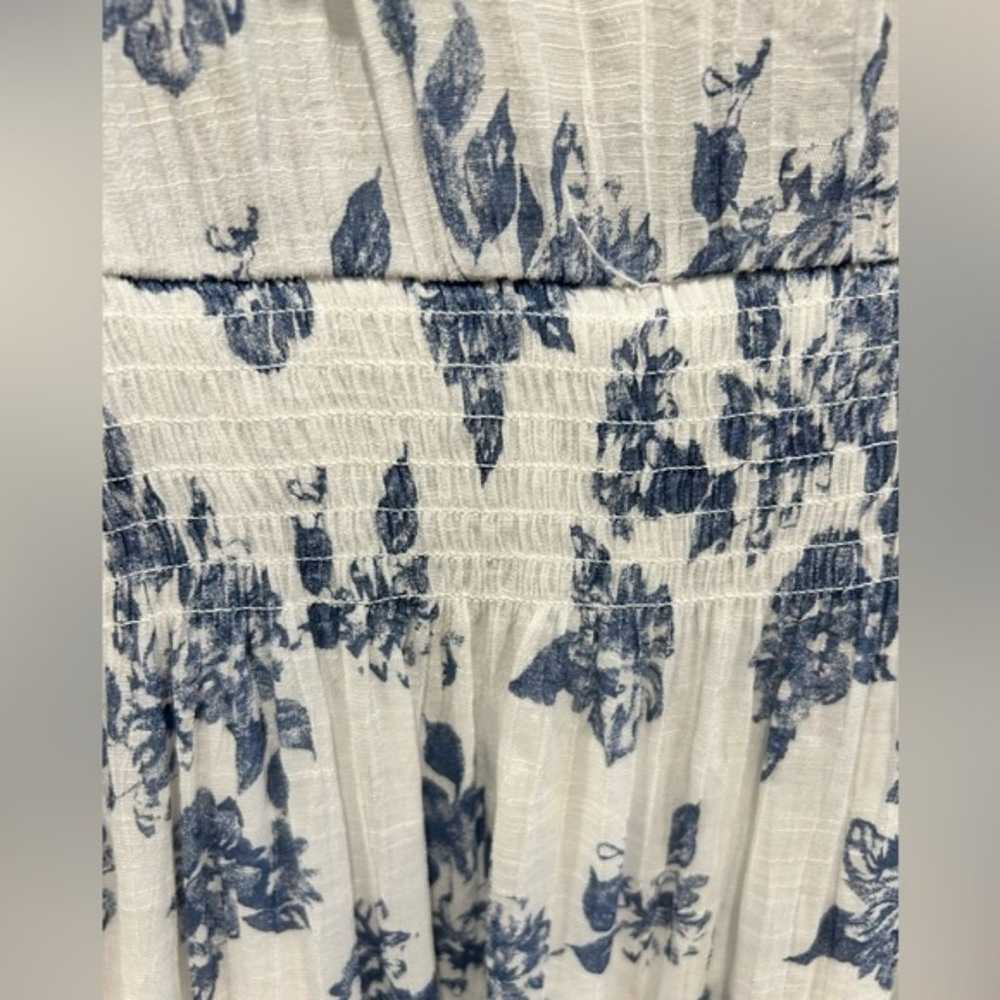 Anthropologie J Gee White Blue Floral Print Ruffl… - image 5