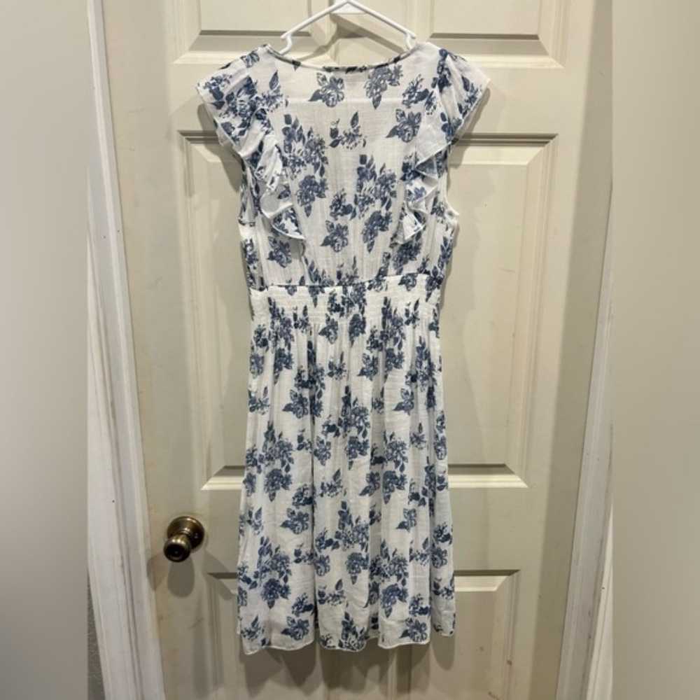 Anthropologie J Gee White Blue Floral Print Ruffl… - image 7