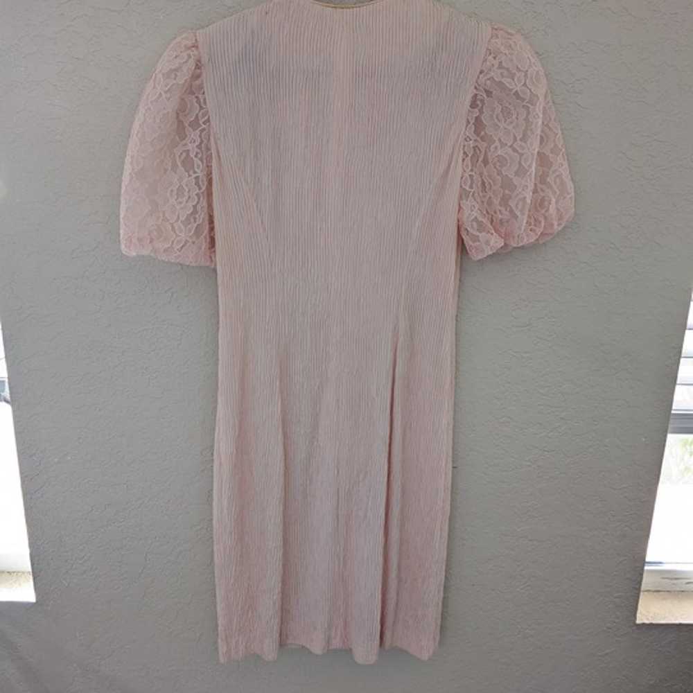 Vintage Leslie Fay Petites Pink Dress Lace Puff S… - image 9