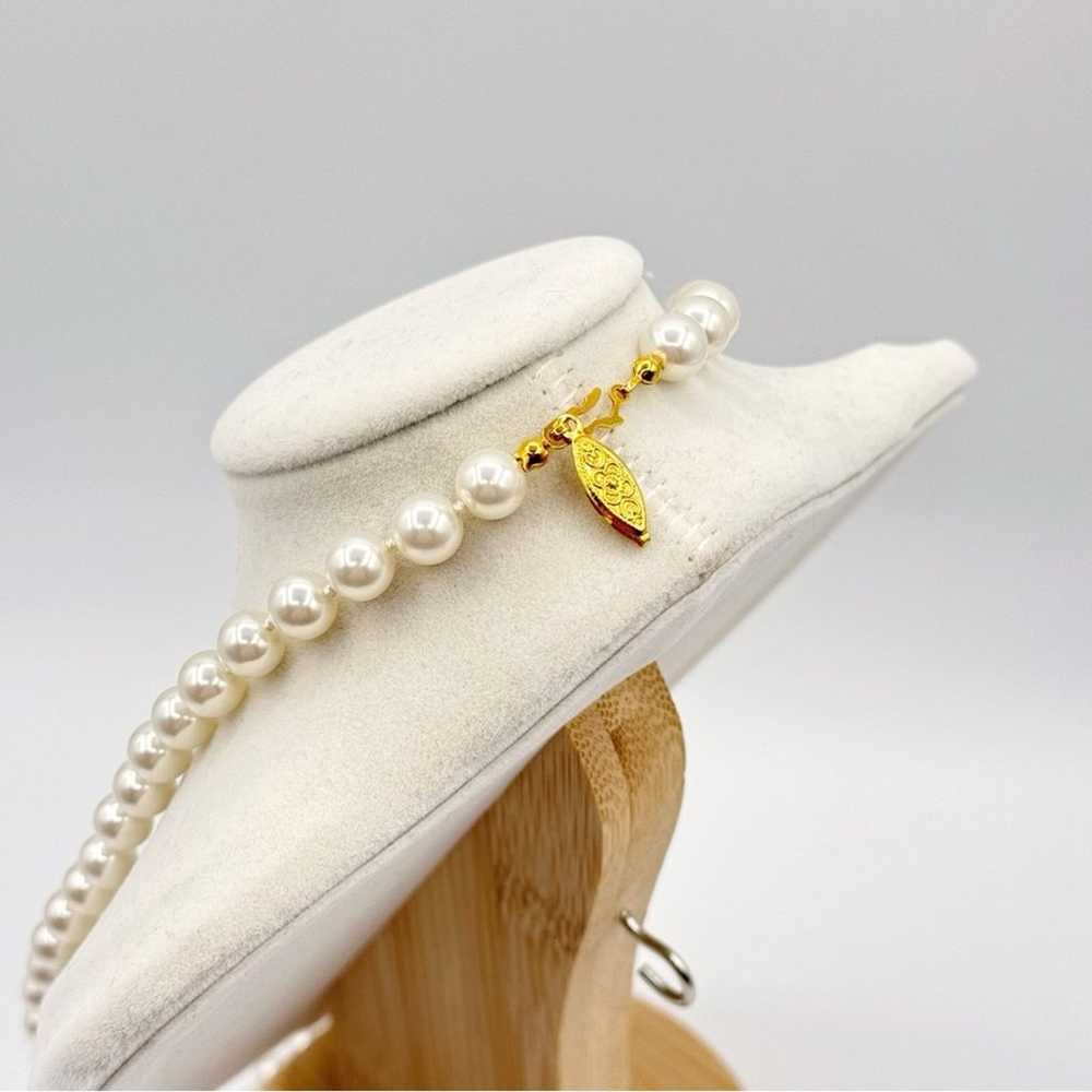 Vintage White Ivory Faux Pearls Gold Tone Necklac… - image 5