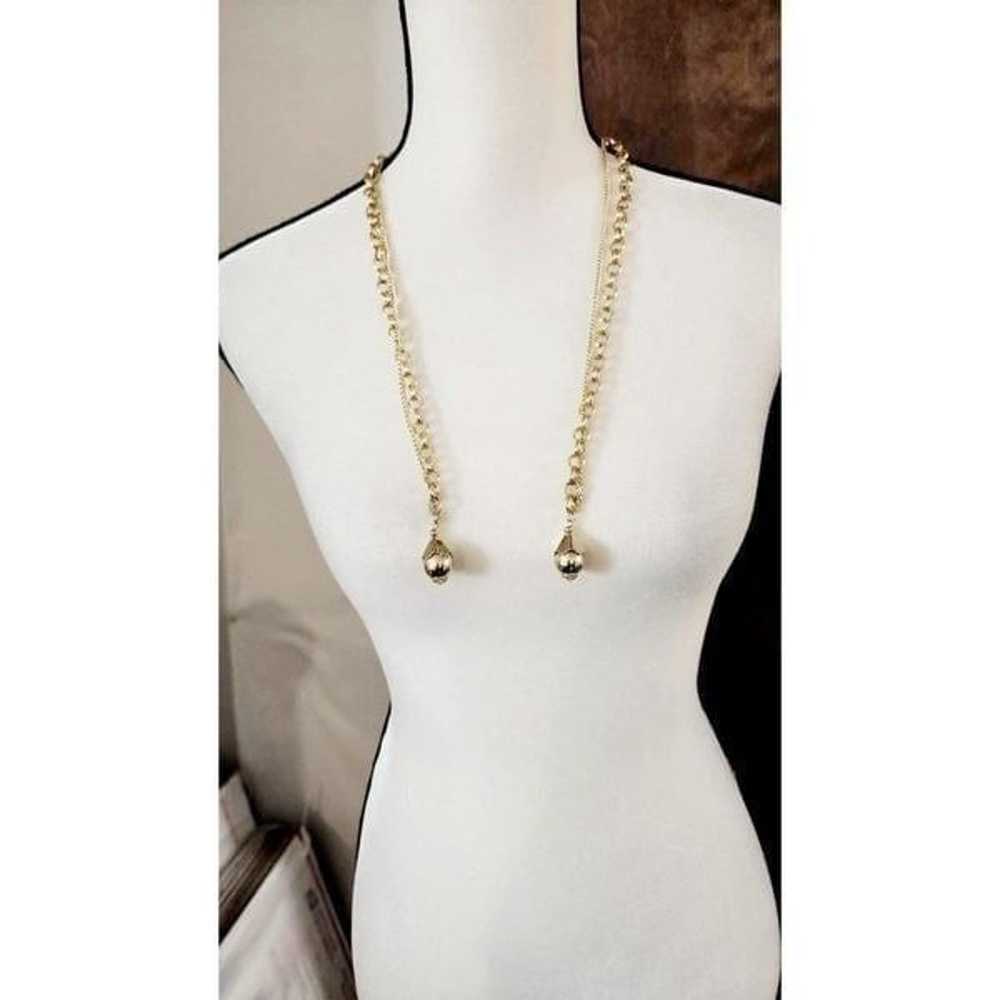 Vintage gold toggle tassel necklace - image 4