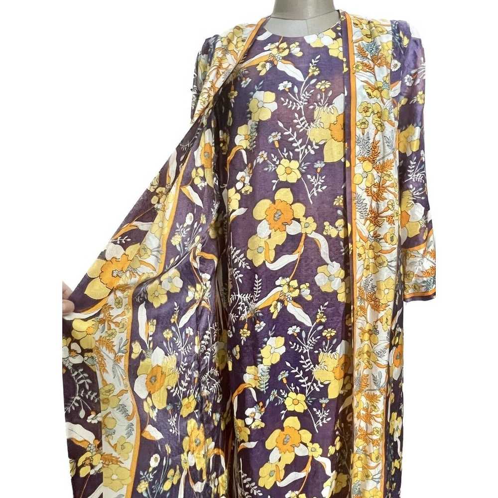 VTG Loungewear Layered Floral Wrap Dress & Coat R… - image 5