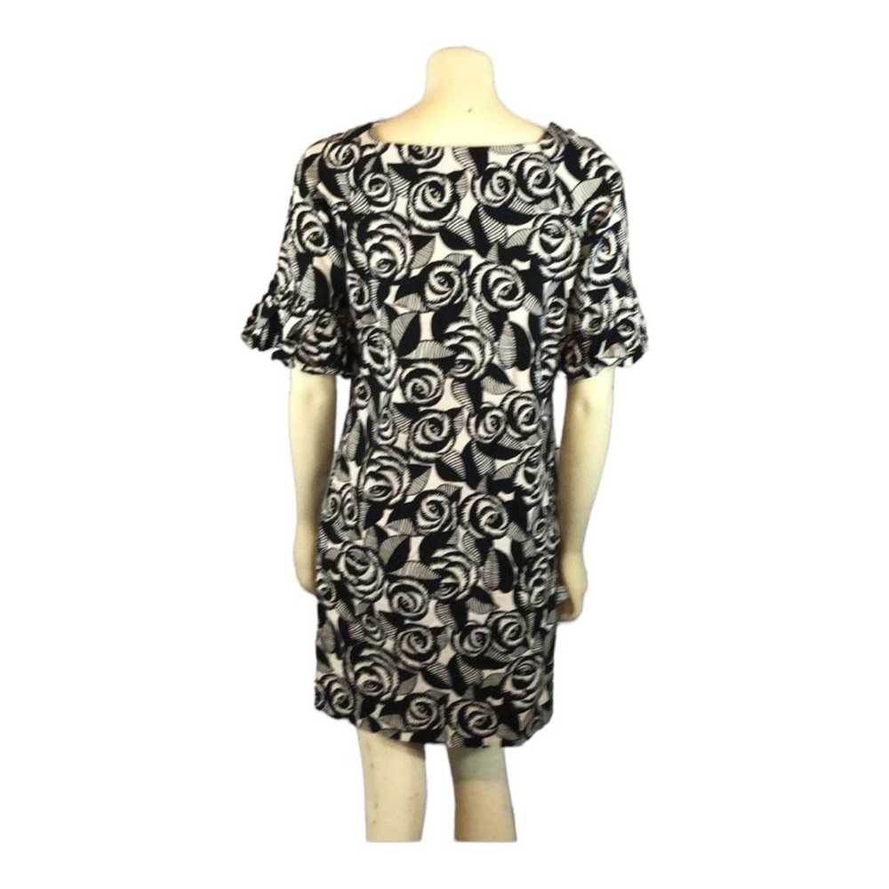 Ivy Jane black & white floral bell short sleeved … - image 7