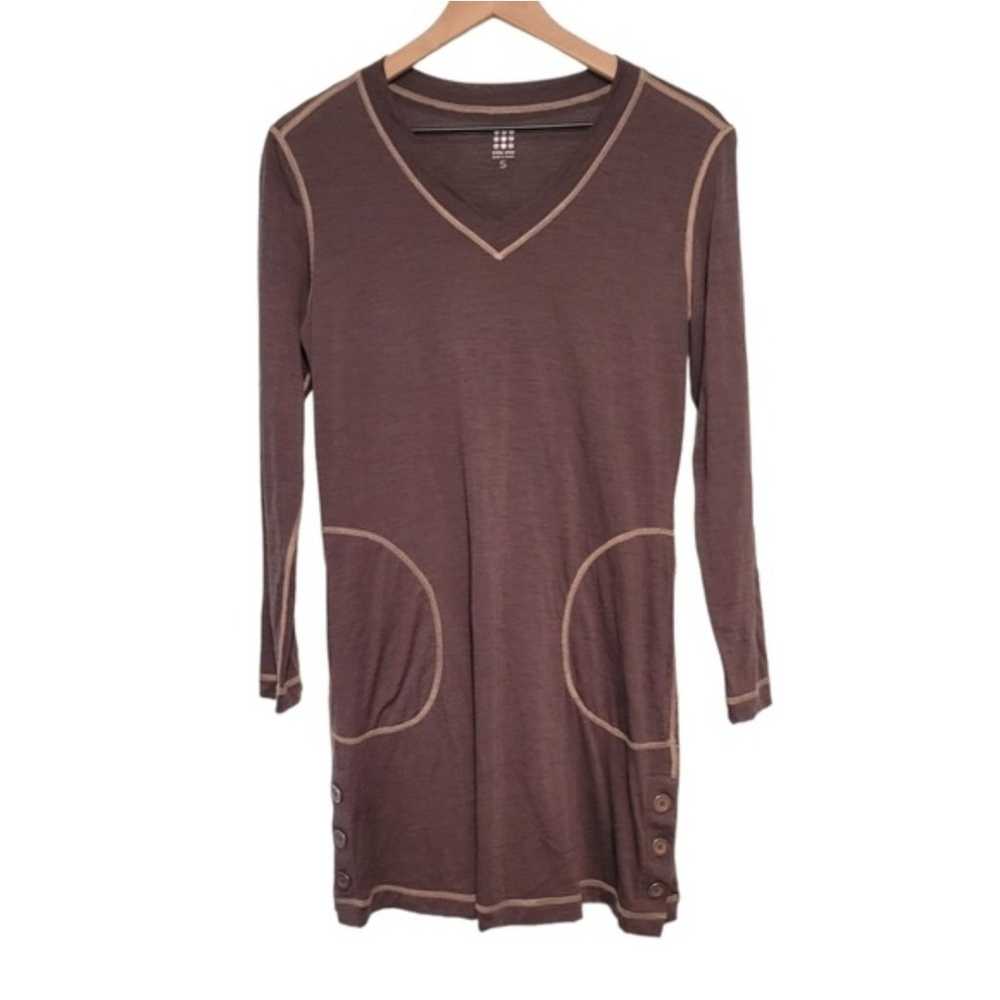 Title Nine Brown 100% Merino Wool Athletic Long S… - image 1