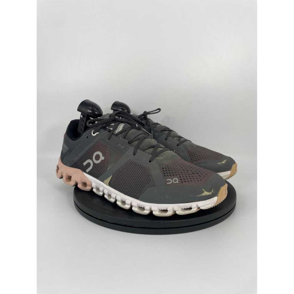 On Running Cloth trainers - image 2