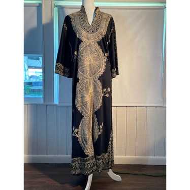 Vintage Kaftan Moroccan Style Black w/ Silver Emb… - image 1