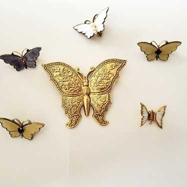 Vintage Lot of Butterfly Pin Brooch and Miscellan… - image 1