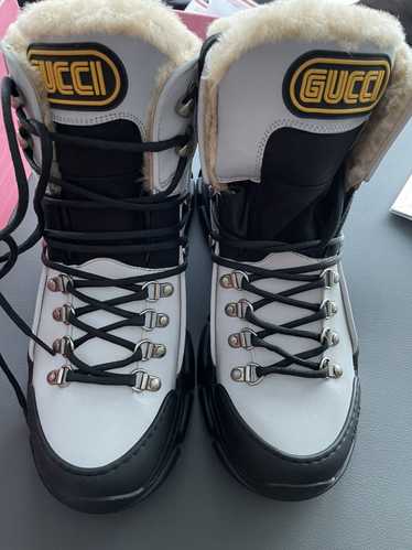 Gucci Rare $1,635 Limited Edition Shearling Flasht