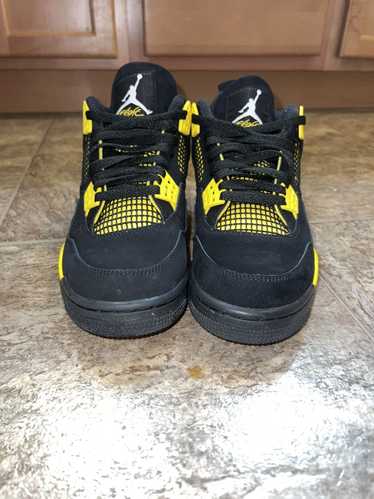 Jordan Brand × Nike Air Jordan 4 Retro 'Thunder' 2