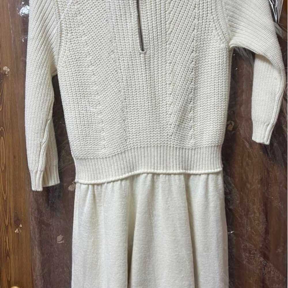 Burberry White Knit Flared Dress - image 5