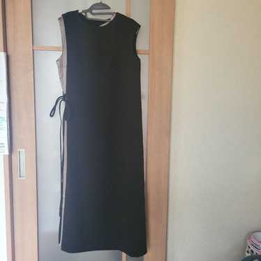 Ladies' Long Dress (Brand new, unused)