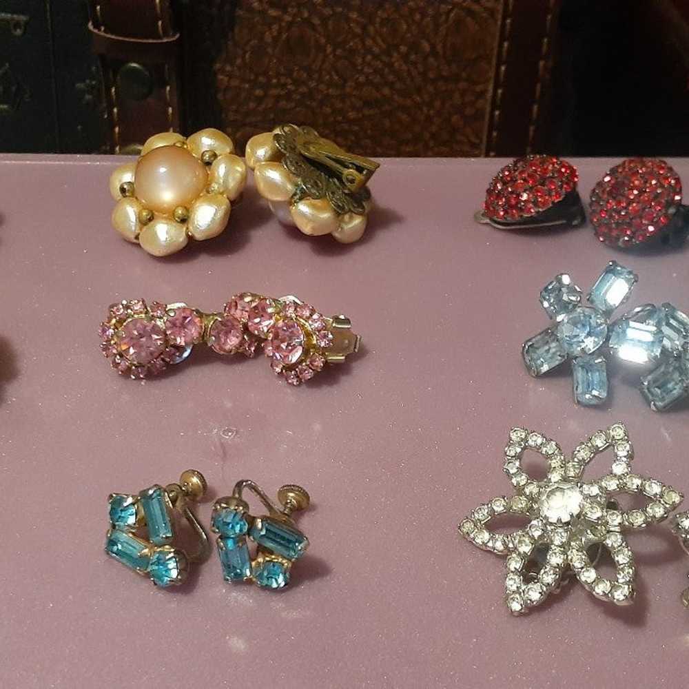 Vintage Clip-On & Screw-On Earrings Lot - image 1