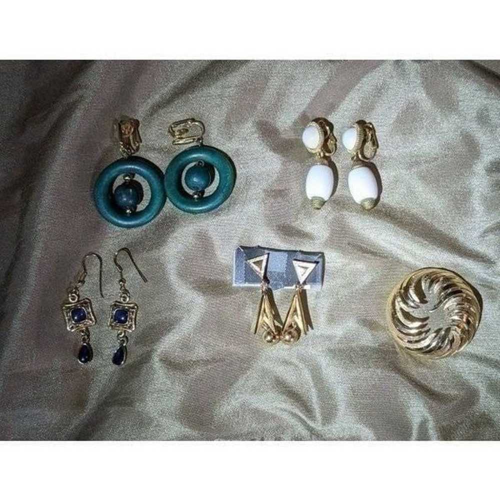 Crown Trifari vintage jewelry grouping would like… - image 2