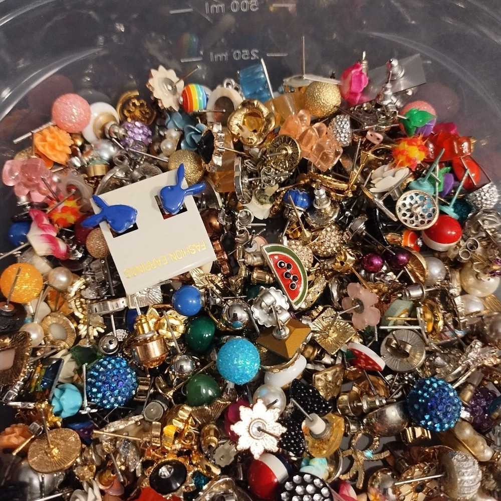 210 stud earrings lot - image 3