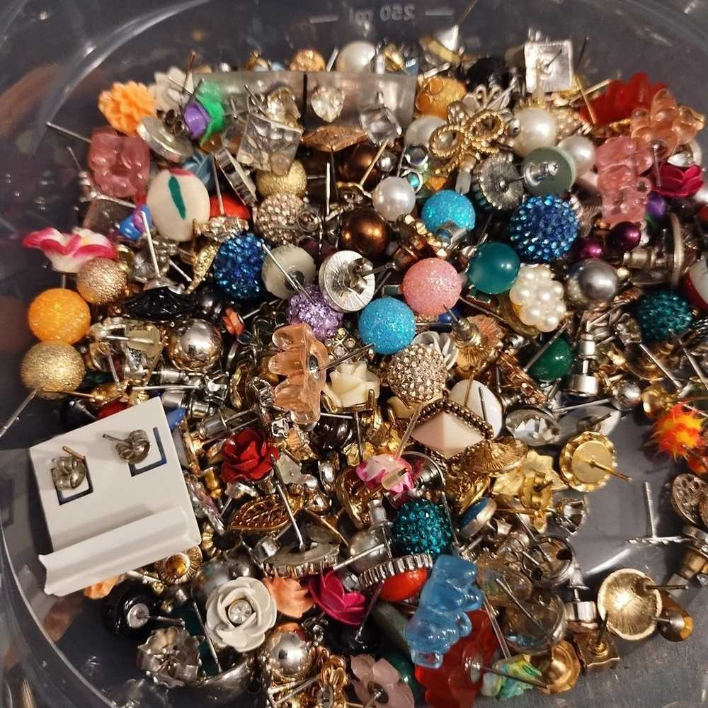 210 stud earrings lot - image 5