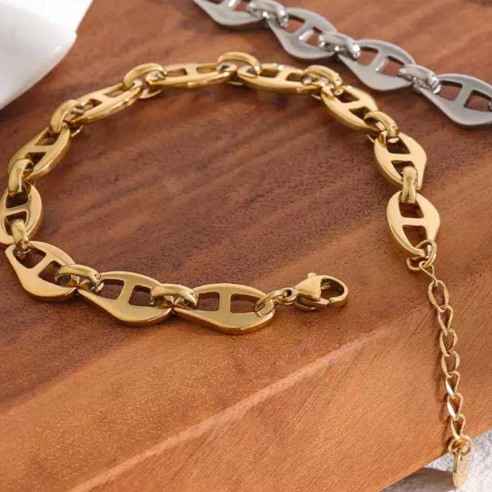 Gold plated chain bracelet - image 2