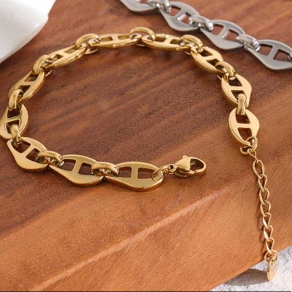 Gold plated chain bracelet - image 4