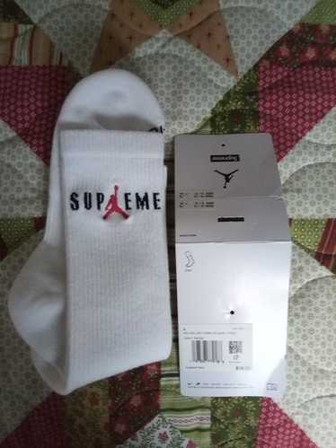 Jordan Brand × Supreme Air Jordan supreme socks