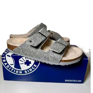 Birkenstock New In Box Birkenstock Arizona Rivet W