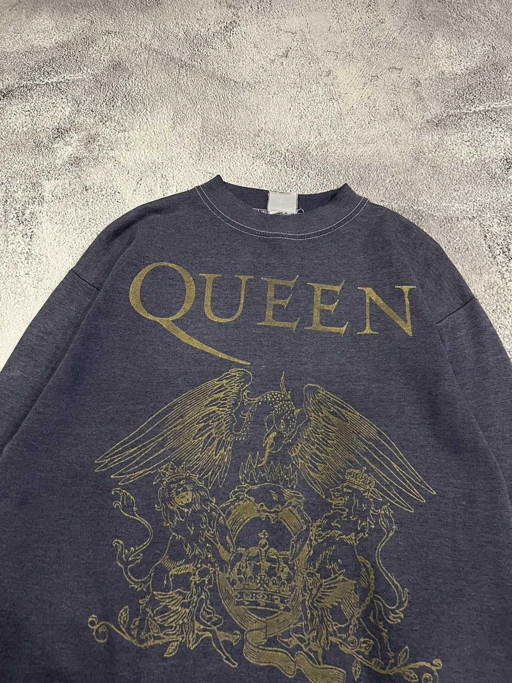 Band Tees × Queen Tour Tee × Vintage Vintage Quee… - image 4