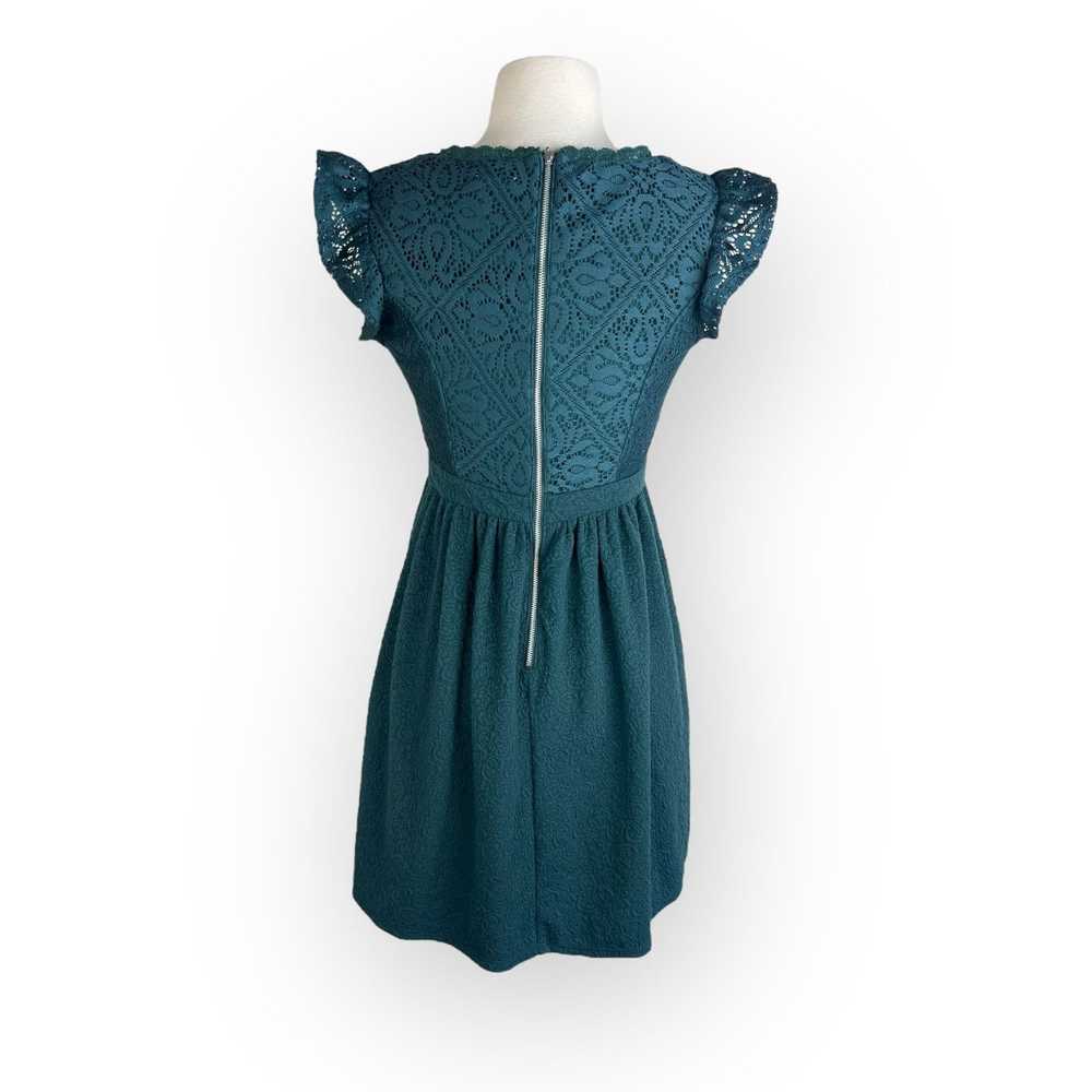 Vintage Women's Xhilaration Green Lace Dress Eleg… - image 3