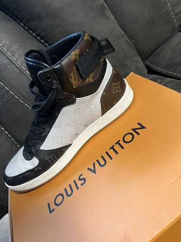 Louis Vuitton Men’s Louis Vuitton Rivoli Sneakers - image 1